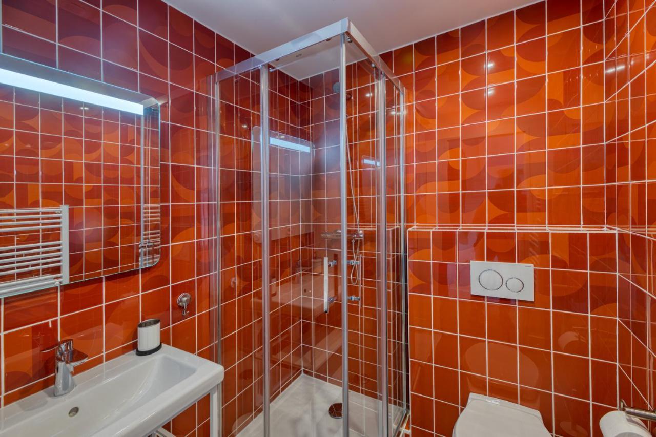 Five To Sete Hotel Bagian luar foto