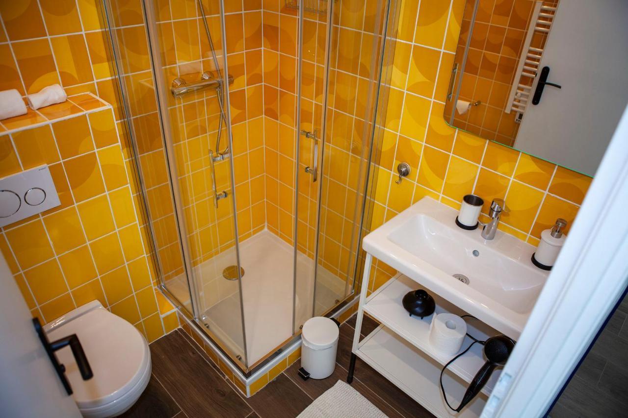 Five To Sete Hotel Bagian luar foto