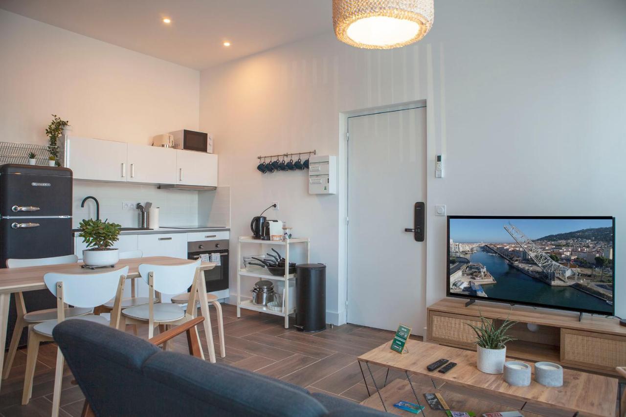 Five To Sete Hotel Bagian luar foto